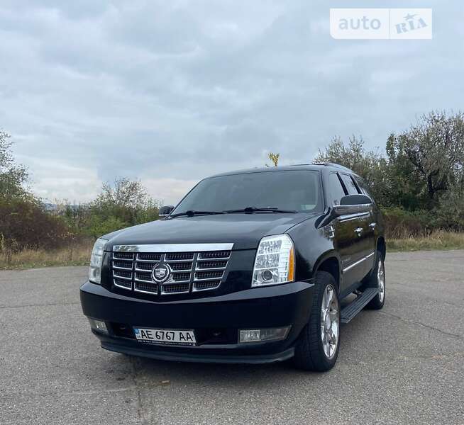 Позашляховик / Кросовер Cadillac Escalade 2008 в Кривому Розі