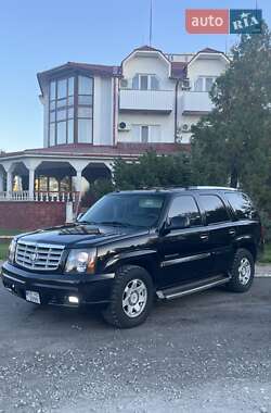 Внедорожник / Кроссовер Cadillac Escalade 2004 в Южноукраинске