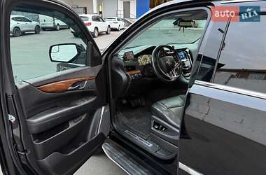 Позашляховик / Кросовер Cadillac Escalade 2014 в Петропавлівській Борщагівці