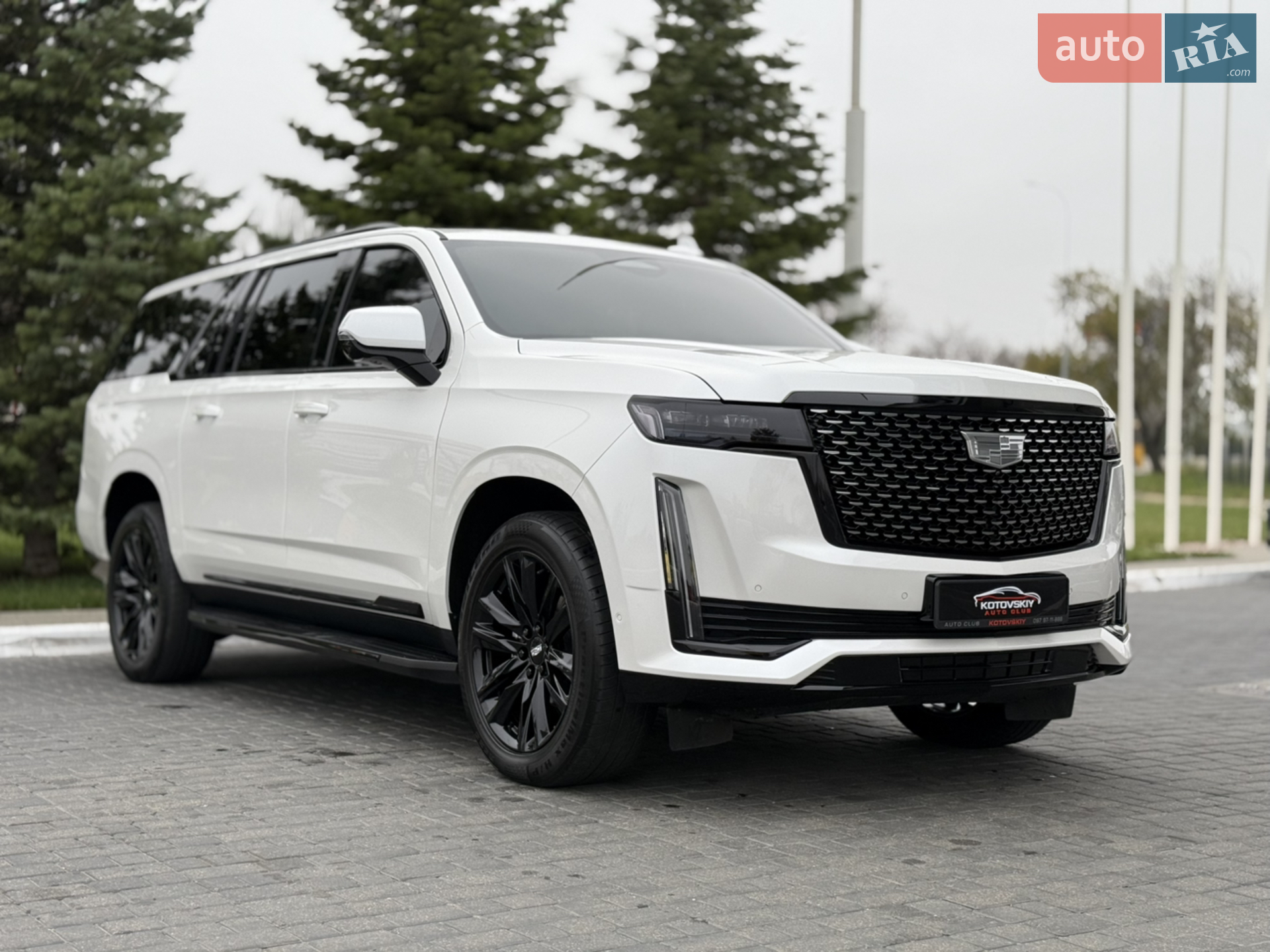 2021 Cadillac Escalade - мініатюра 10
