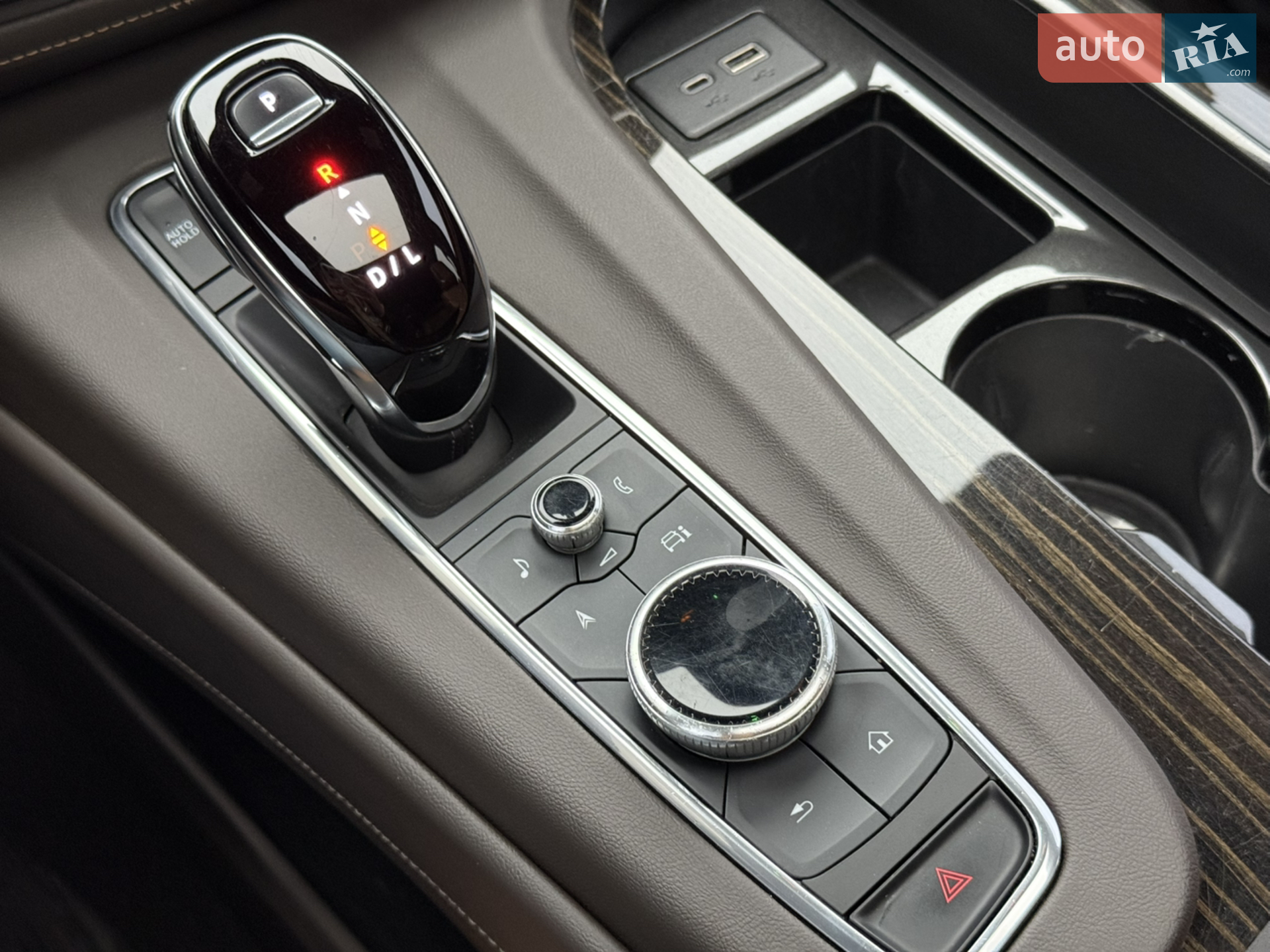 2021 Cadillac Escalade - мініатюра 29