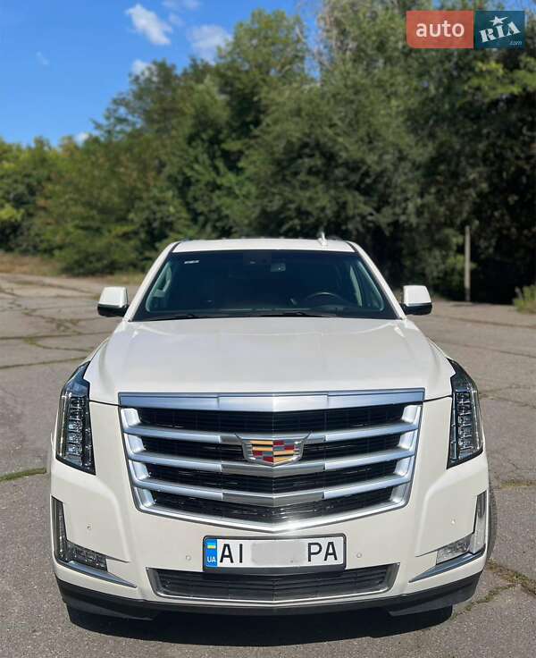 Внедорожник / Кроссовер Cadillac Escalade 2016 в Белой Церкви