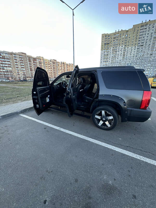 Внедорожник / Кроссовер Cadillac Escalade 2008 в Киеве