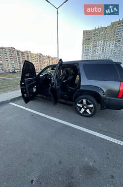 Внедорожник / Кроссовер Cadillac Escalade 2008 в 