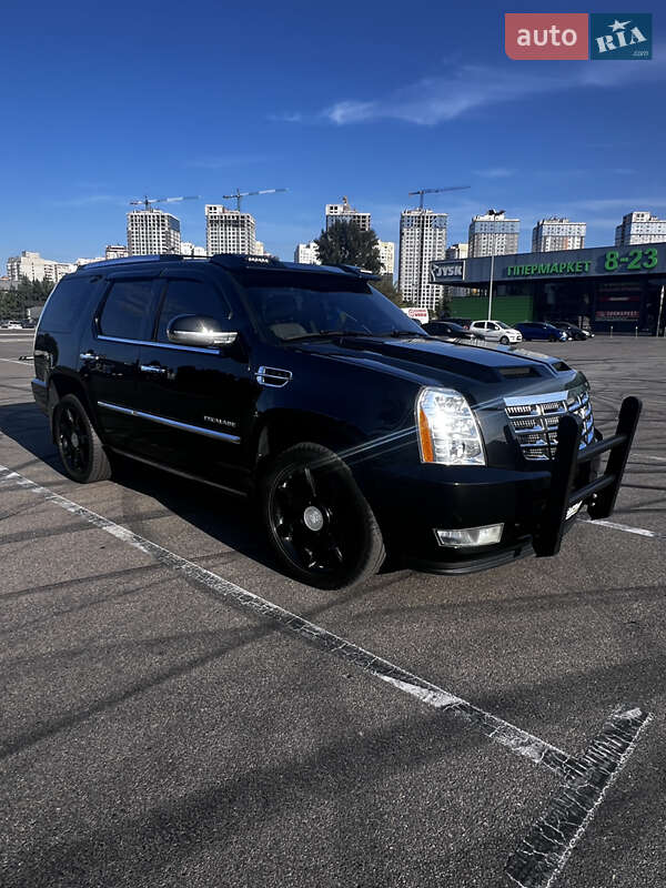 Внедорожник / Кроссовер Cadillac Escalade 2008 в Киеве