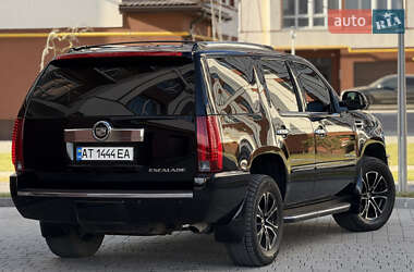 Позашляховик / Кросовер Cadillac Escalade 2007 в Івано-Франківську