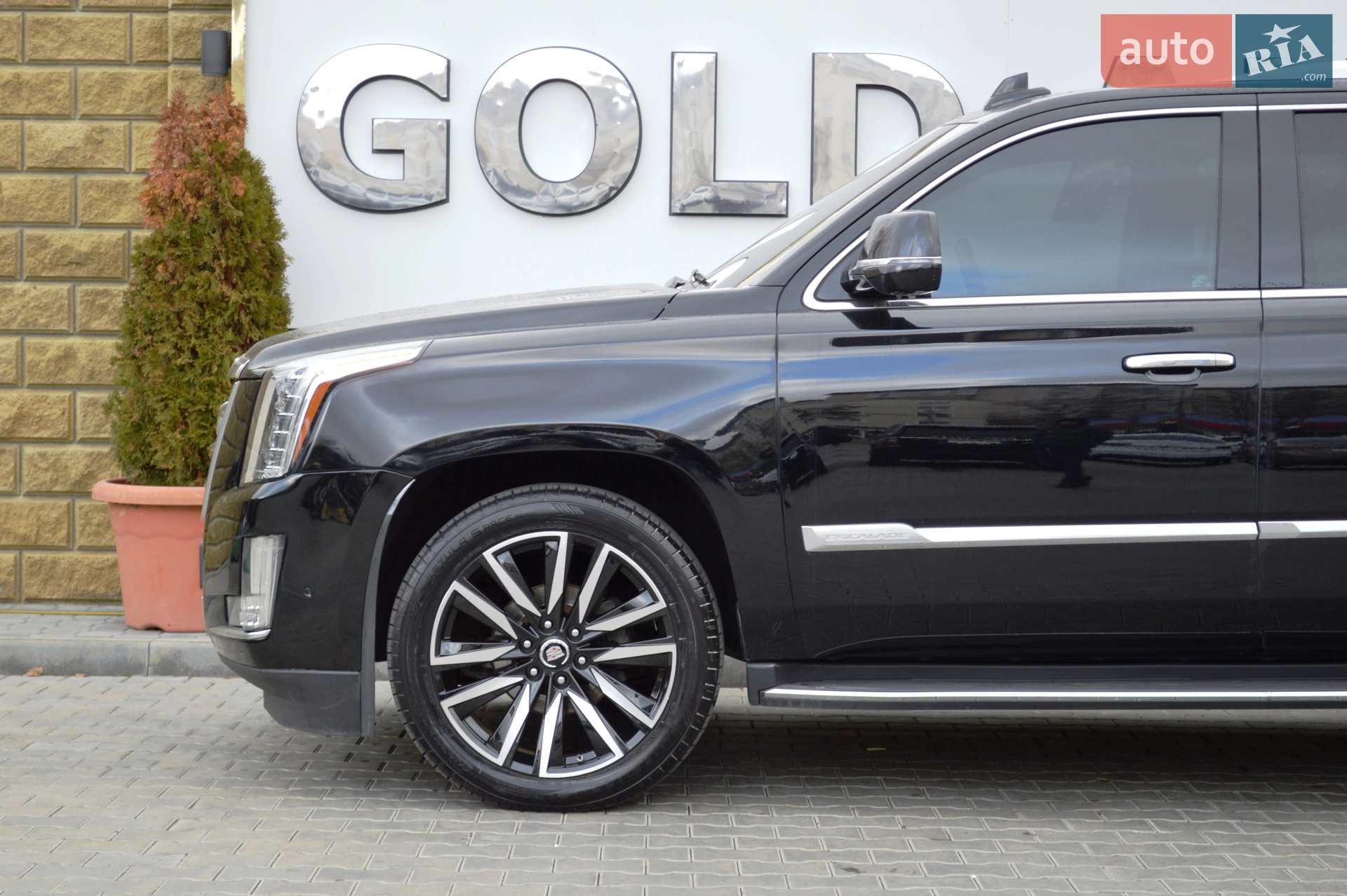 2017 Cadillac Escalade - мініатюра 10