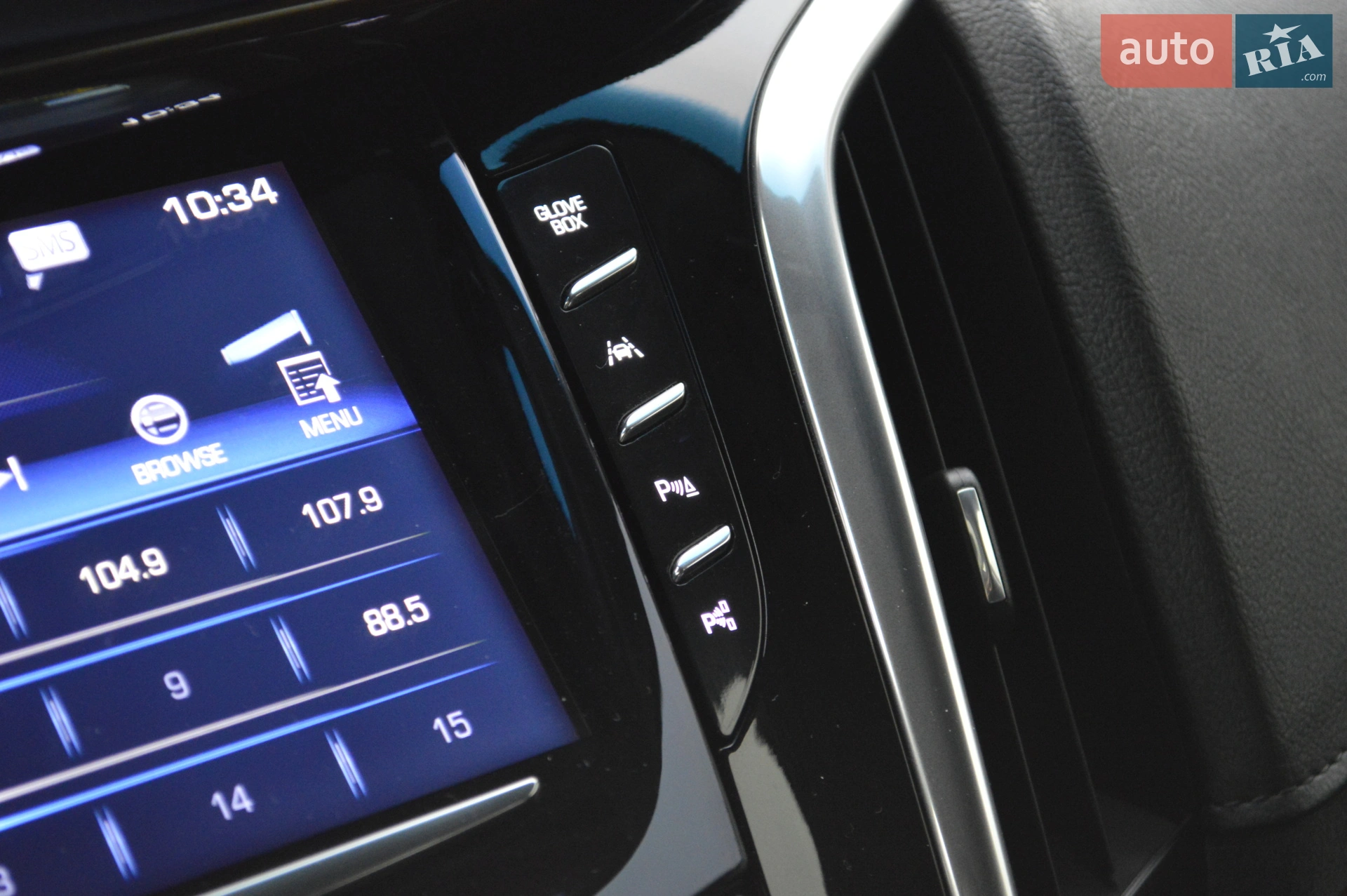 2017 Cadillac Escalade - мініатюра 46