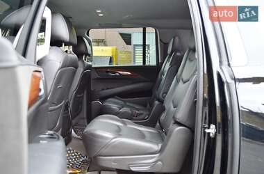 Внедорожник / Кроссовер Cadillac Escalade 2017 в 