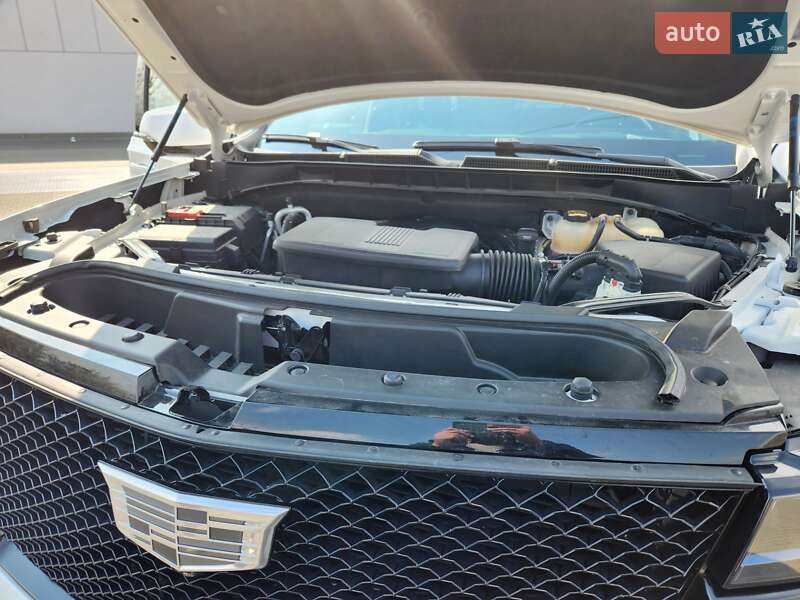 Внедорожник / Кроссовер Cadillac Escalade 2022 в Киеве