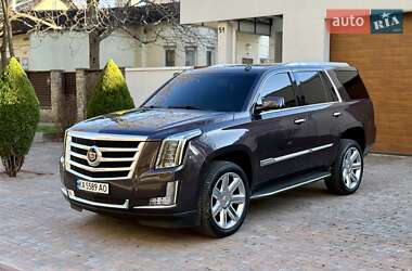 Внедорожник / Кроссовер Cadillac Escalade 2014 в 