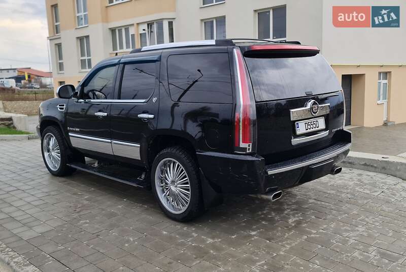 Внедорожник / Кроссовер Cadillac Escalade 2008 в Тернополе