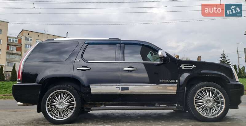 Внедорожник / Кроссовер Cadillac Escalade 2008 в Тернополе