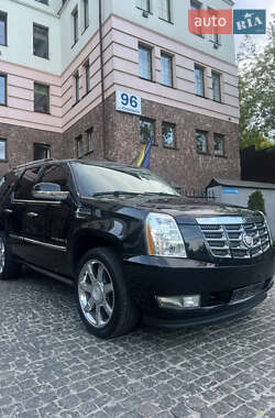 Позашляховик / Кросовер Cadillac Escalade 2008 в 
