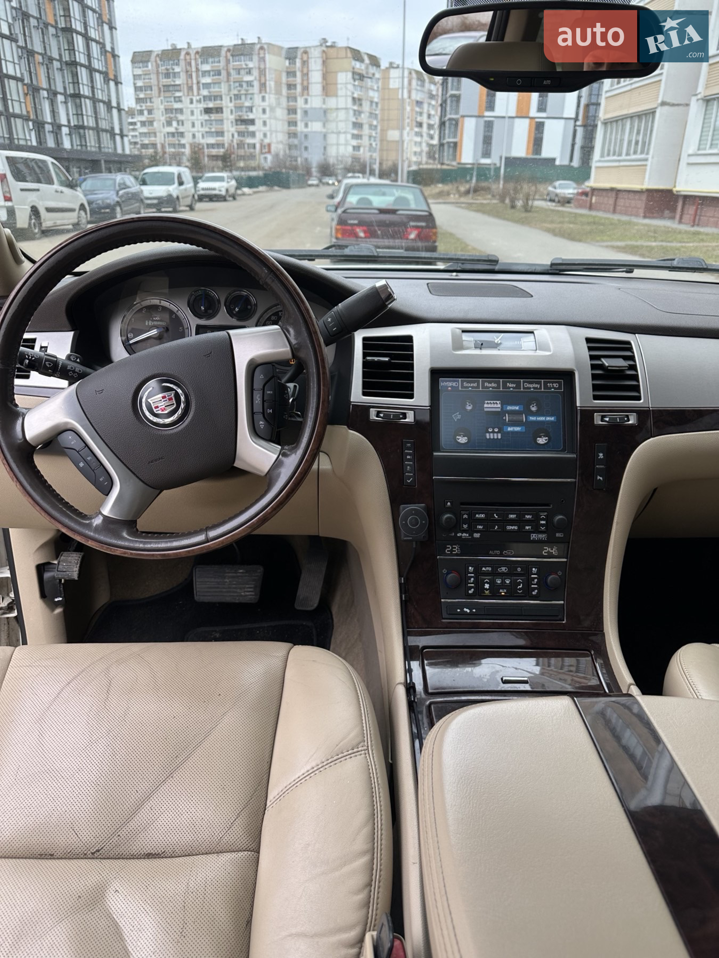 2011 Cadillac Escalade - мініатюра 27