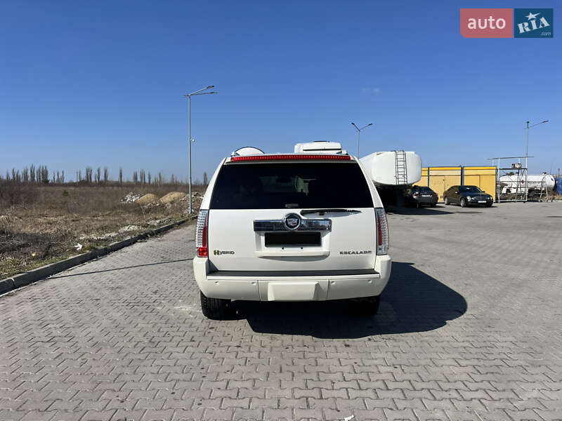 Внедорожник / Кроссовер Cadillac Escalade 2011 в Киеве