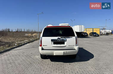 Внедорожник / Кроссовер Cadillac Escalade 2011 в 