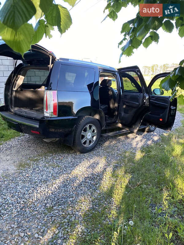 Внедорожник / Кроссовер Cadillac Escalade 2008 в Киеве фото 3 Внедорожник / Кроссовер Cadillac Escalade 2008 в Киеве