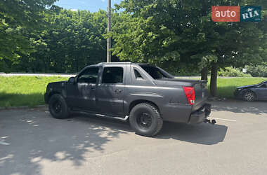 Пікап Cadillac Escalade 2002 в Івано-Франківську