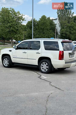 Внедорожник / Кроссовер Cadillac Escalade 2007 в 