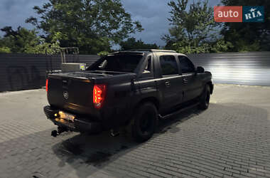 Пікап Cadillac Escalade 2002 в Івано-Франківську