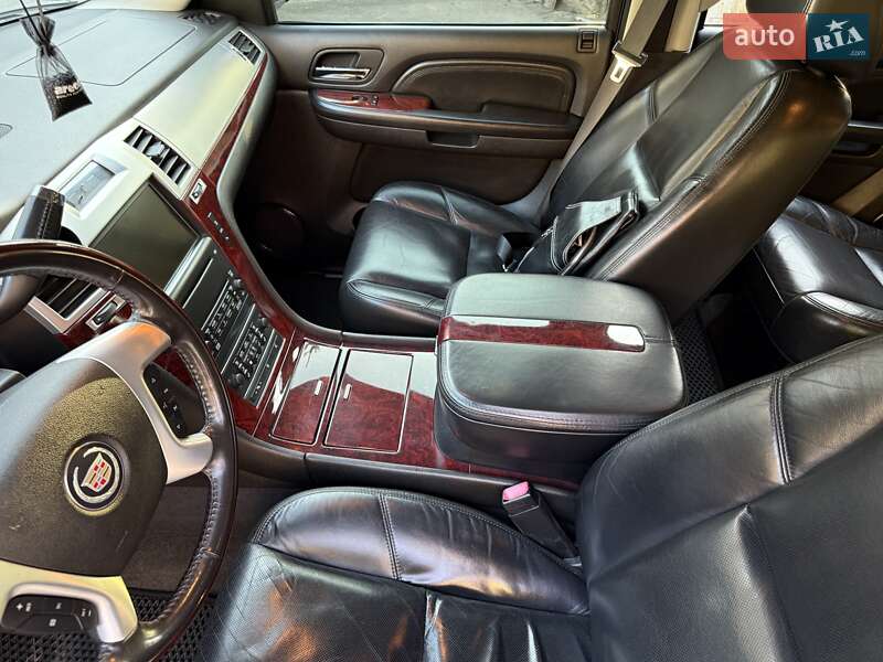 Внедорожник / Кроссовер Cadillac Escalade 2007 в Одессе