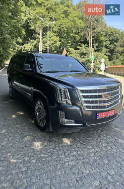 Внедорожник / Кроссовер Cadillac Escalade 2018 в 