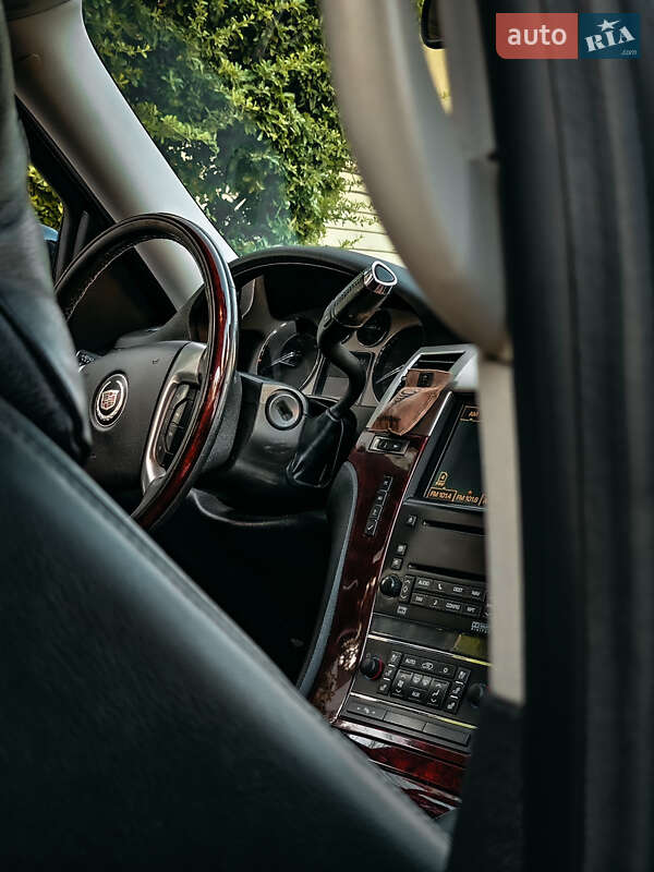 Внедорожник / Кроссовер Cadillac Escalade 2007 в Одессе фото 5 Внедорожник / Кроссовер Cadillac Escalade 2007 в Одессе