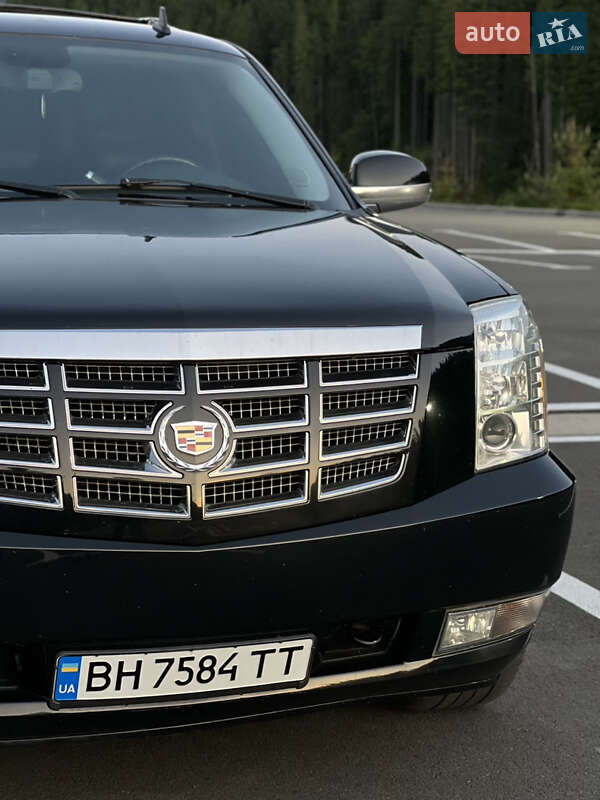 Внедорожник / Кроссовер Cadillac Escalade 2007 в Одессе фото 33 Внедорожник / Кроссовер Cadillac Escalade 2007 в Одессе