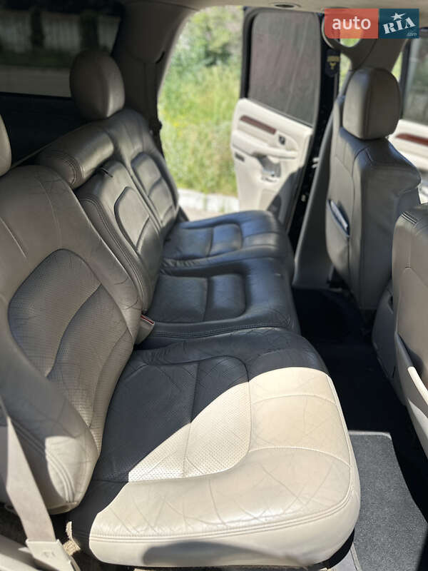 Внедорожник / Кроссовер Cadillac Escalade 2001 в Киеве