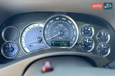 Внедорожник / Кроссовер Cadillac Escalade 2001 в 