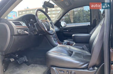 Внедорожник / Кроссовер Cadillac Escalade 2008 в 