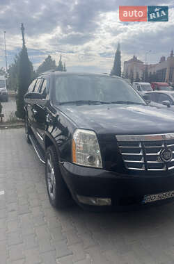 Внедорожник / Кроссовер Cadillac Escalade 2008 в 