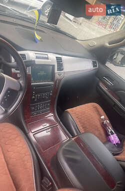 Внедорожник / Кроссовер Cadillac Escalade 2008 в 