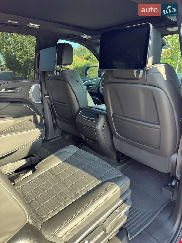 Универсал Cadillac Escalade 2024 в Одессе