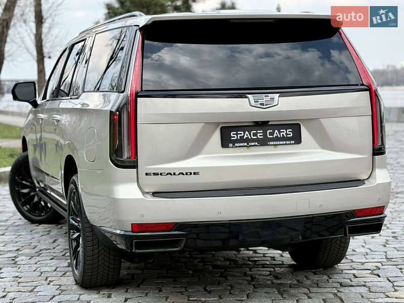 Внедорожник / Кроссовер Cadillac Escalade 2020 в Киеве