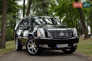 Внедорожник / Кроссовер Cadillac Escalade 2008 в Киеве
