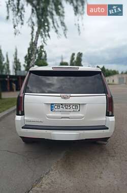 Внедорожник / Кроссовер Cadillac Escalade 2016 в 