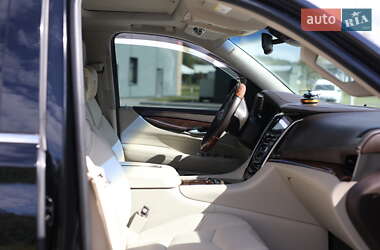 Внедорожник / Кроссовер Cadillac Escalade 2014 в 