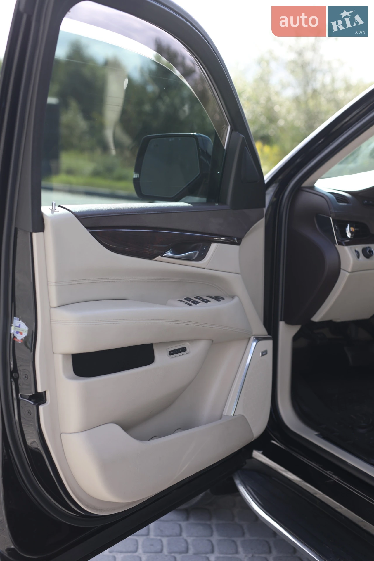 2014 Cadillac Escalade - мініатюра 19