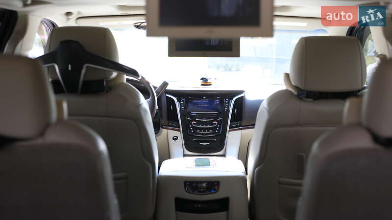 Внедорожник / Кроссовер Cadillac Escalade 2014 в Львове фото 27 Внедорожник / Кроссовер Cadillac Escalade 2014 в Львове