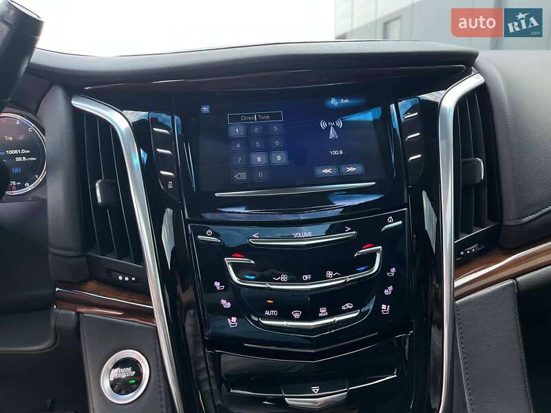 Внедорожник / Кроссовер Cadillac Escalade 2017 в Львове