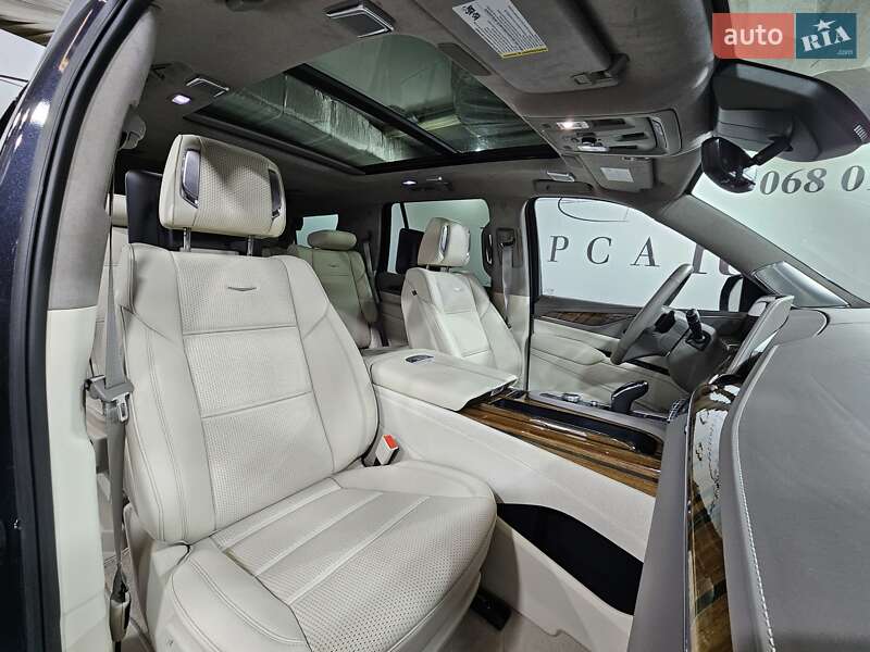 Внедорожник / Кроссовер Cadillac Escalade 2022 в Киеве