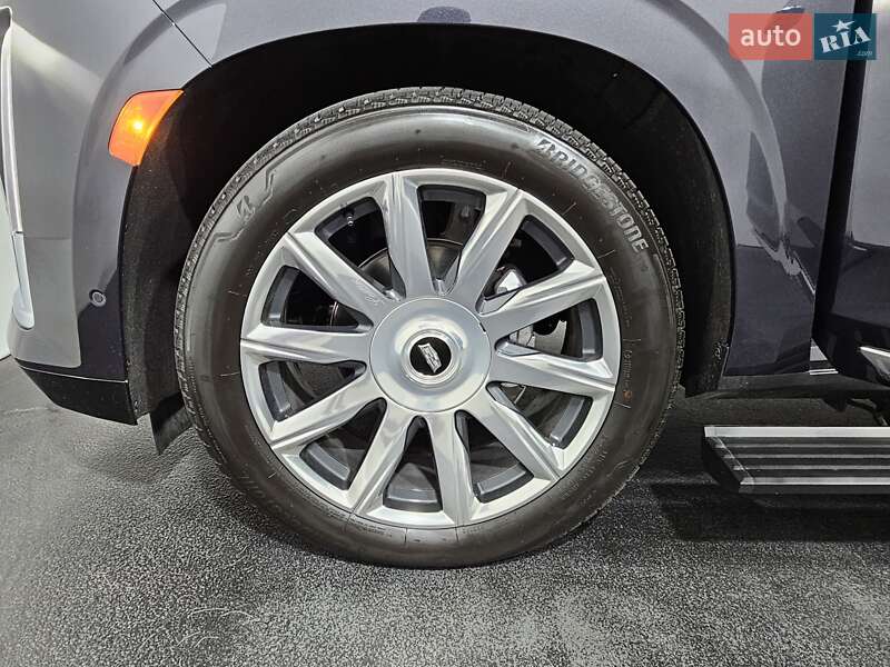 Внедорожник / Кроссовер Cadillac Escalade 2022 в Киеве