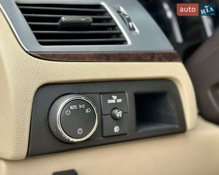 Позашляховик / Кросовер Cadillac Escalade 2007 в Києві