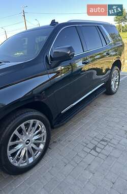 Внедорожник / Кроссовер Cadillac Escalade 2022 в 