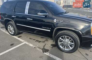 Лимузин Cadillac Escalade 2008 в 