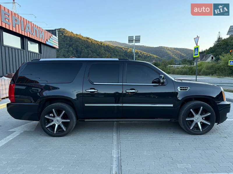Внедорожник / Кроссовер Cadillac Escalade 2013 в Сколе