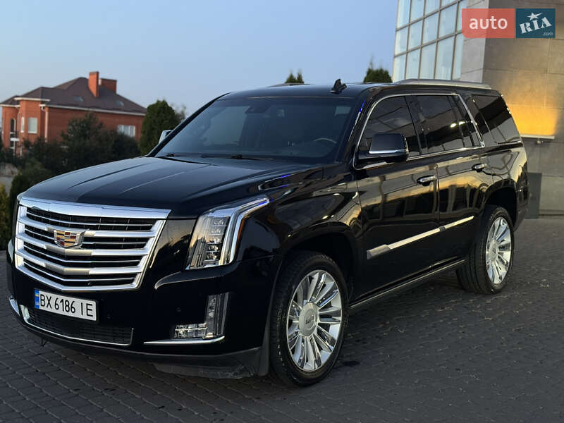 Внедорожник / Кроссовер Cadillac Escalade 2016 в Хмельницком