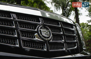 Позашляховик / Кросовер Cadillac Escalade 2008 в 